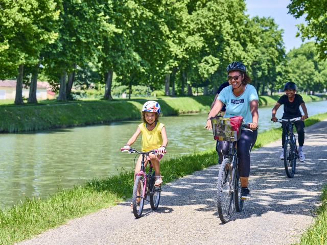 Fahrradtour um den Wasserhang von Montech entlang des Seitenkanals der Garonne.